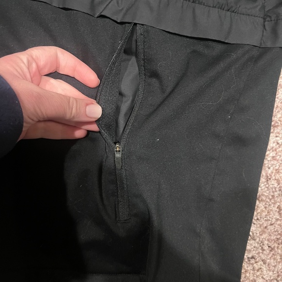 Nike Men's XXL Iowa Hawkeye jacket - Picture 2 of 4